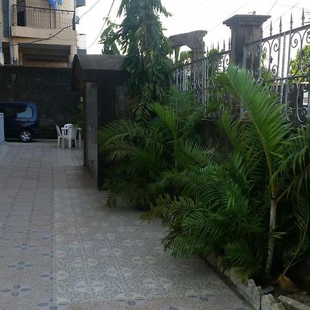 Les Cottages Douala Exterior foto